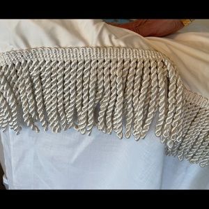 Fringe bed skirt size king